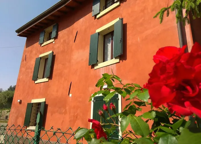 Guest house Corte Clocego 3*